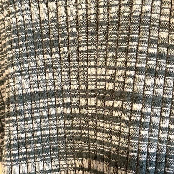 very flattering skin tight forever 21 mini dress - Picture 4 of 4